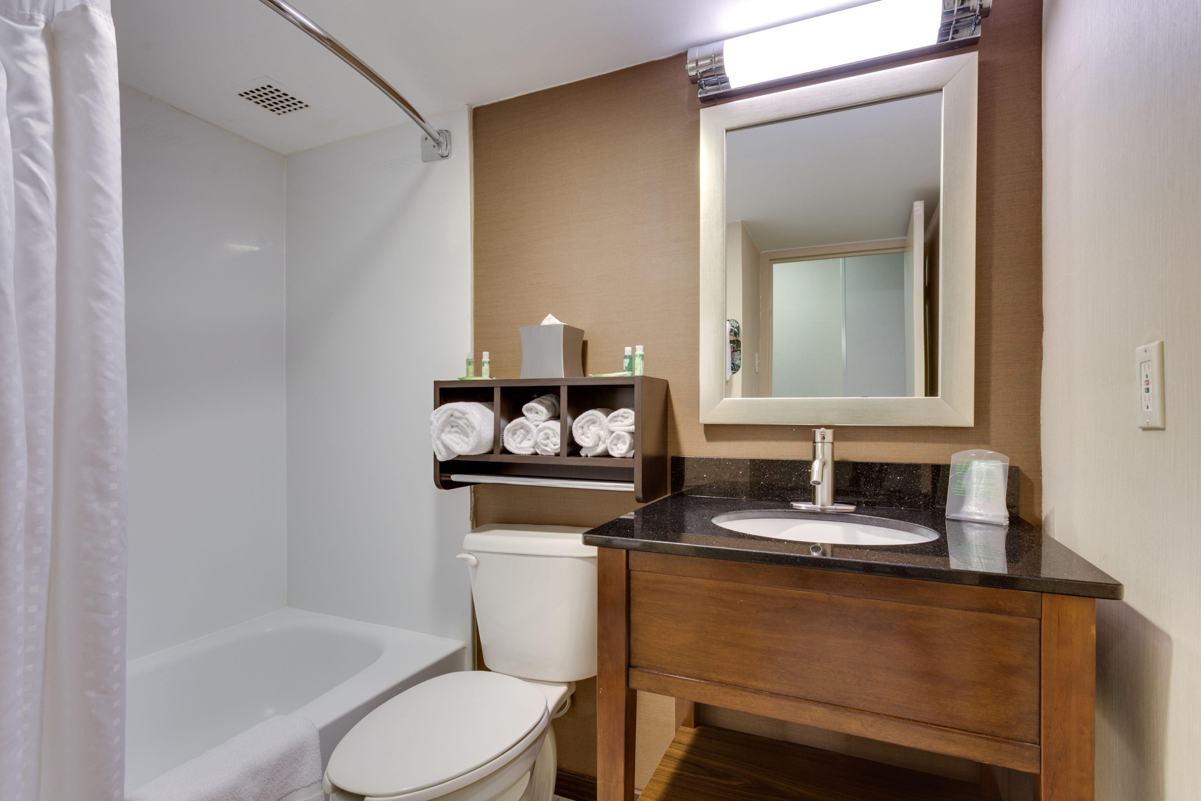 Holiday Inn Express Washington Dc Sw - Springfield By Ihg Exterior photo