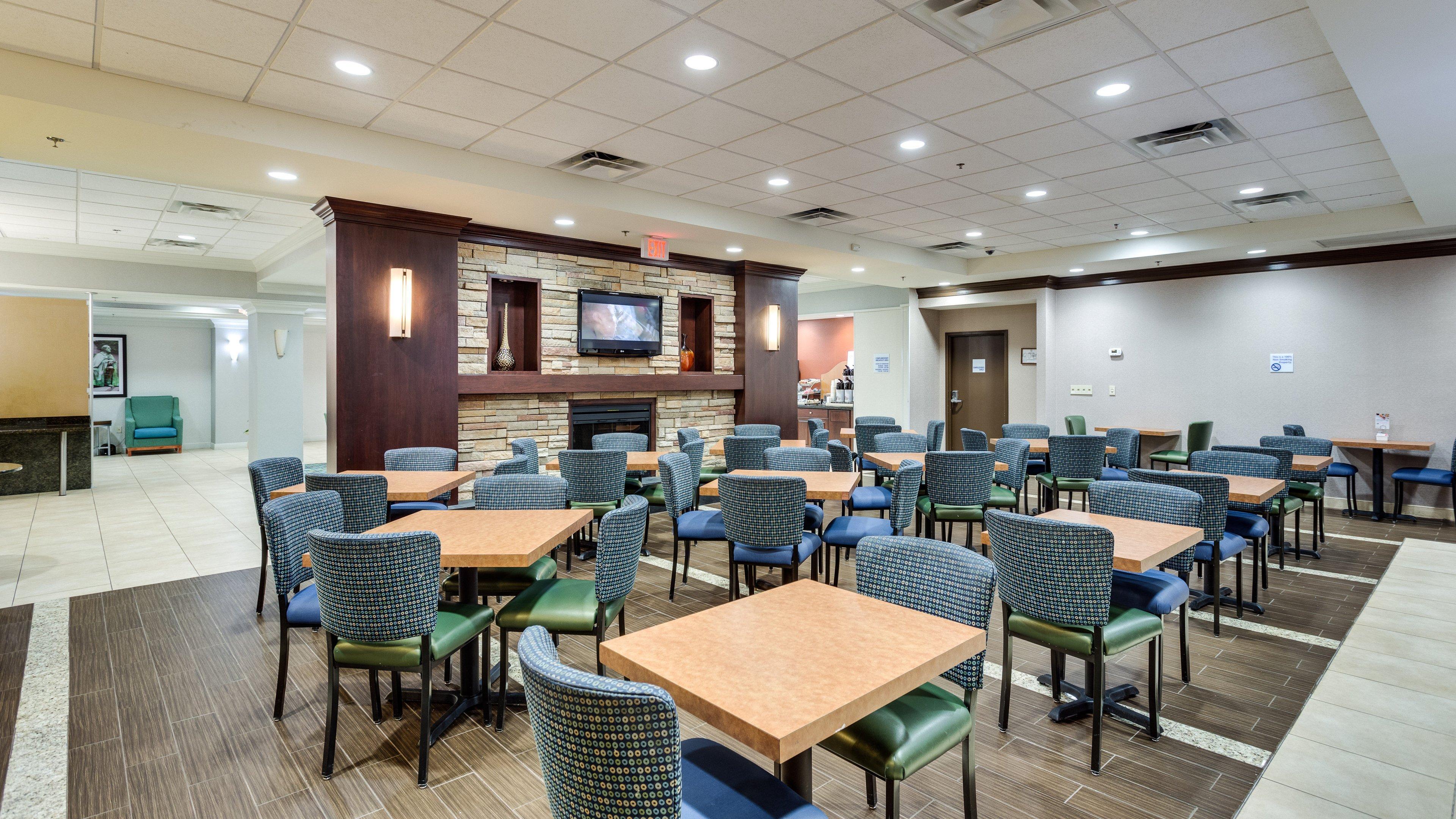 Holiday Inn Express Washington Dc Sw - Springfield By Ihg Exterior photo